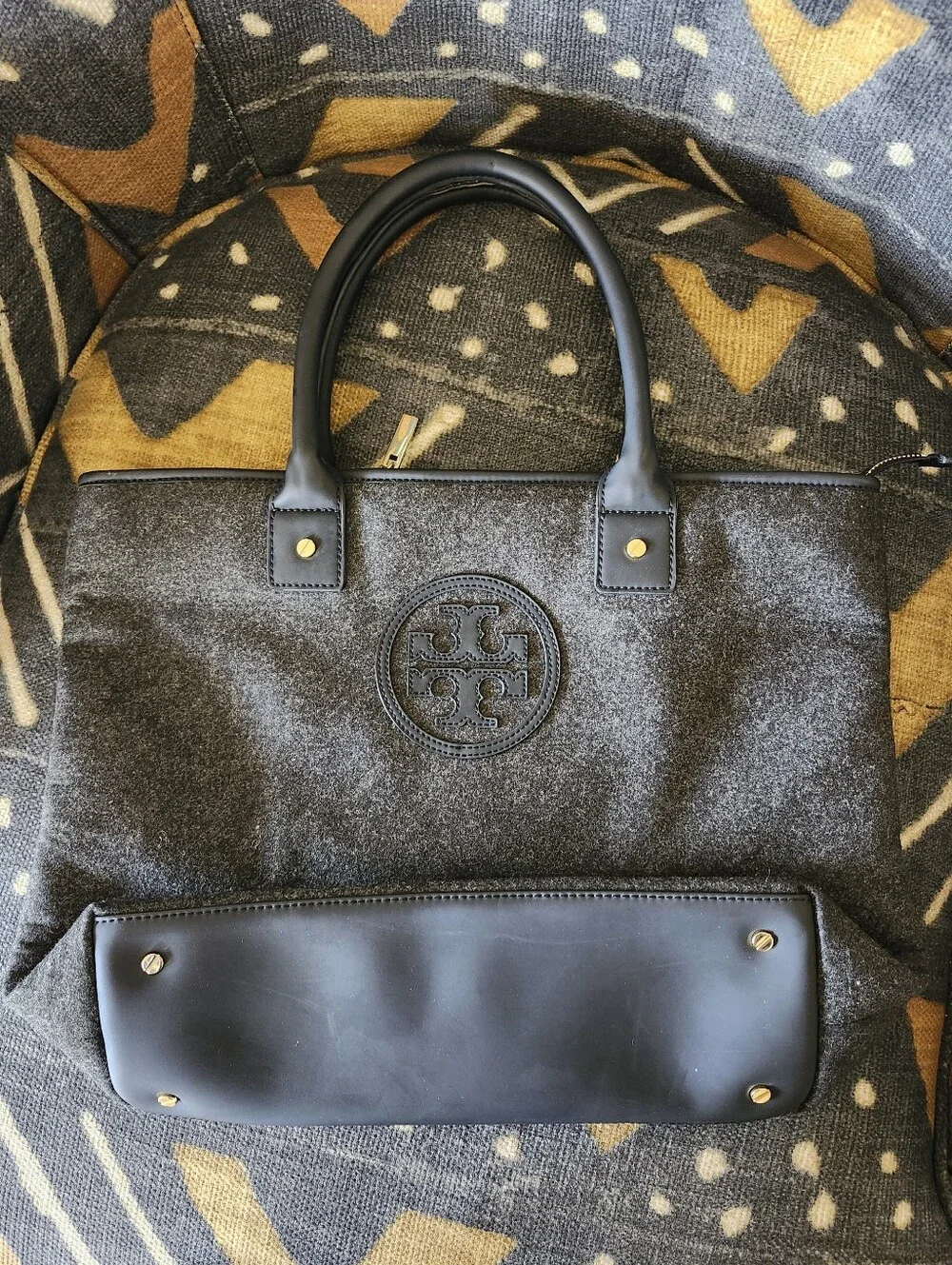 Sale🫠 Tory Burch Gray Wool-Blend Tote Bag – Elegant Spacious Carryall Like New